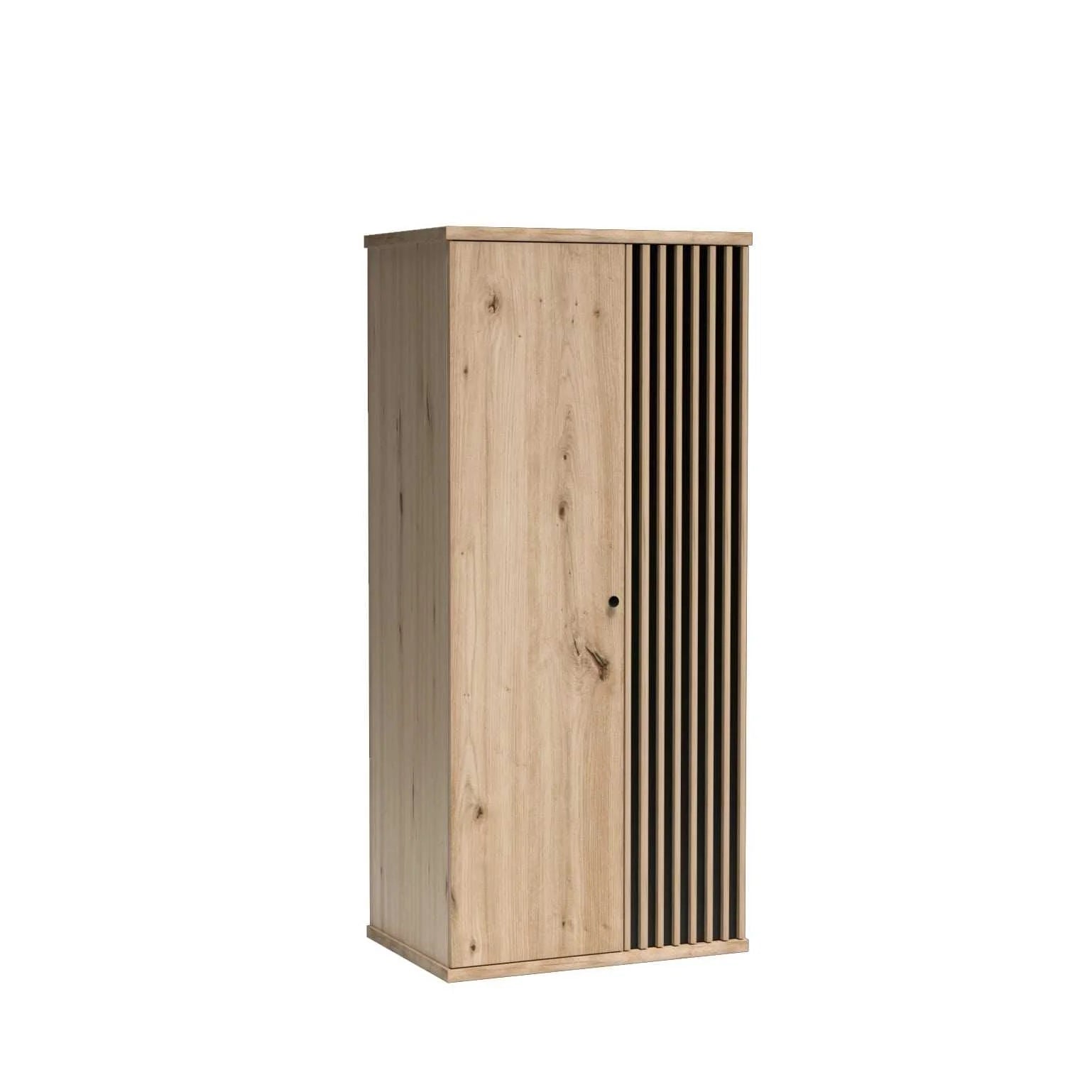 Armoire spacieuse avec rangements et barre de suspension