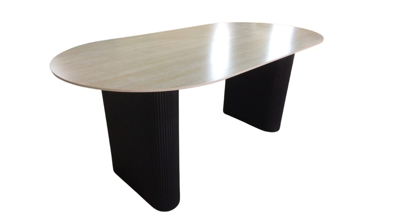 Table à manger - Plateau en céramique Travertin ou Marbre blanc, Pieds métalliques noirs ou beiges, 180x90cm