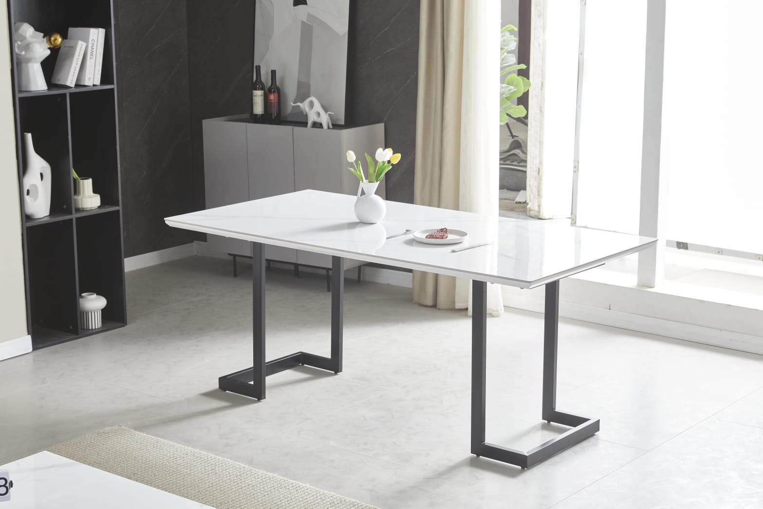 Table à manger – Plateau céramique effet pierre – Pieds noirs – 180 cm
