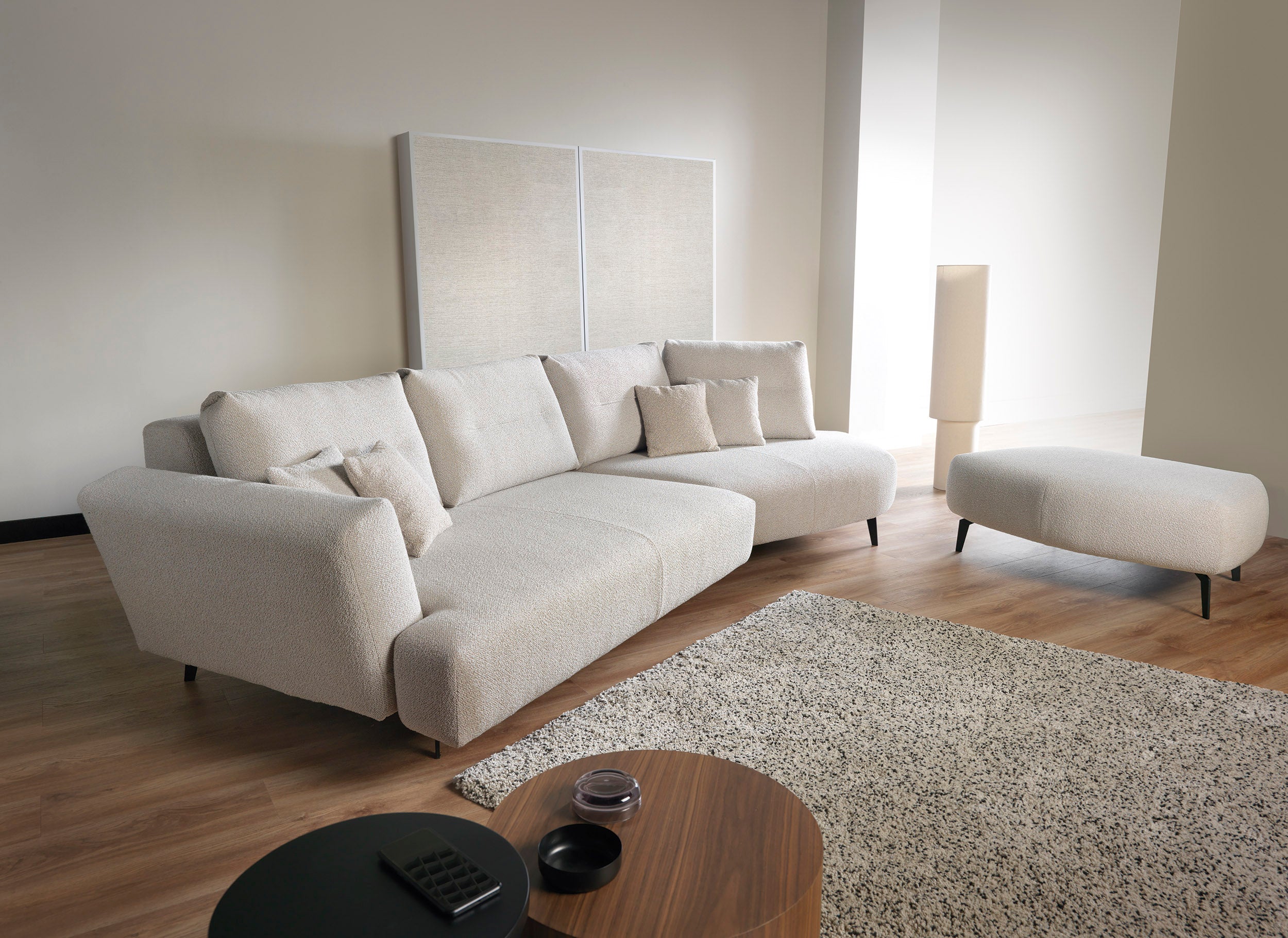 Canapé d'angle moderne avec extension électrique, fonction relax et suspension à ressorts en zigzag